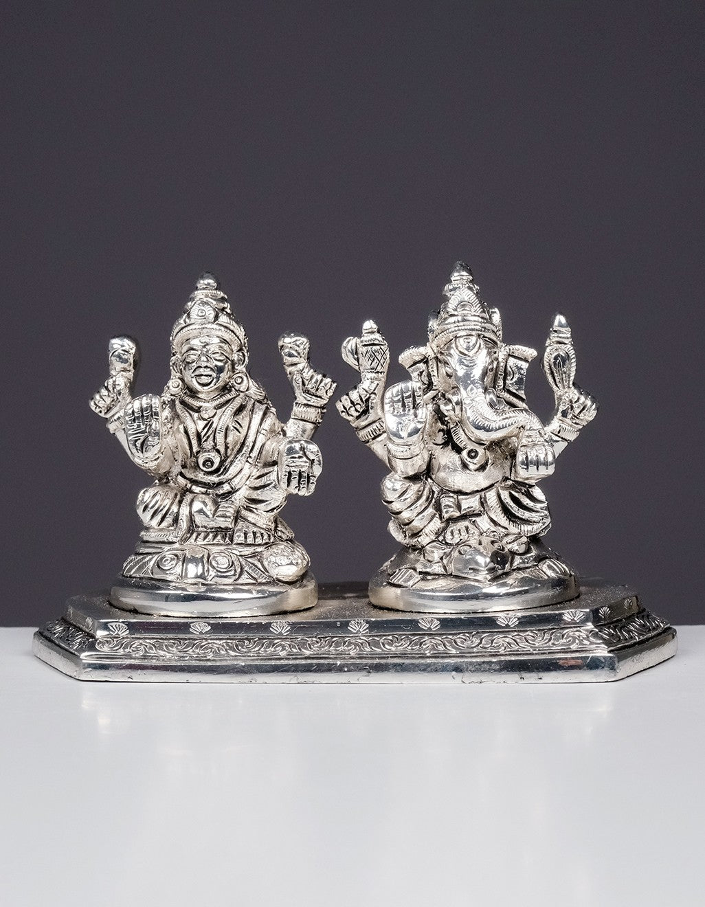 Brass Special Silver Plating Ganesha Laxmi On Base SSP