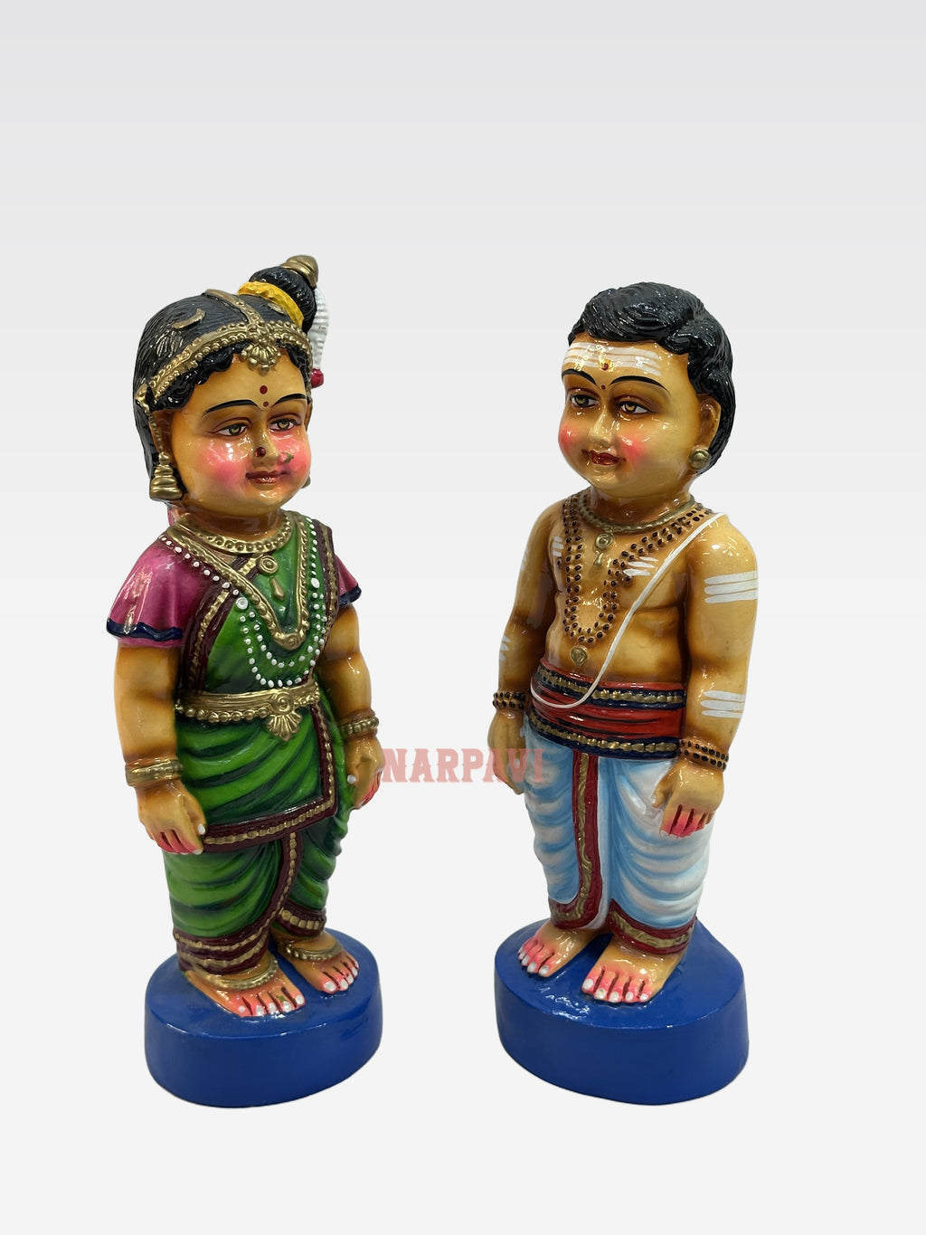 CH MAAMA MAAMI STANDING