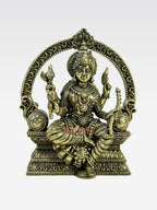SHT LALITHA THIRUPURASUNDARI