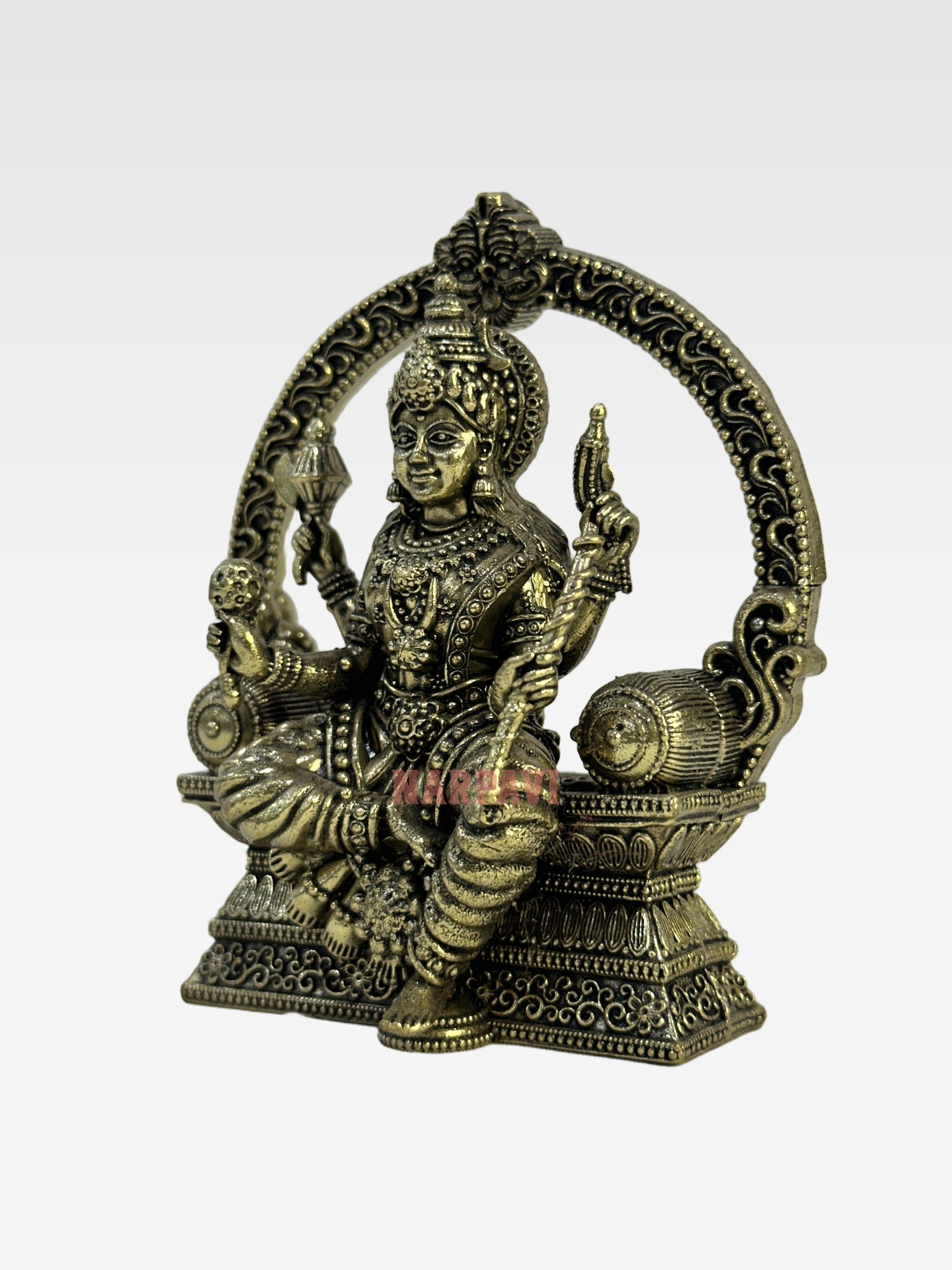 SHT LALITHA THIRUPURASUNDARI