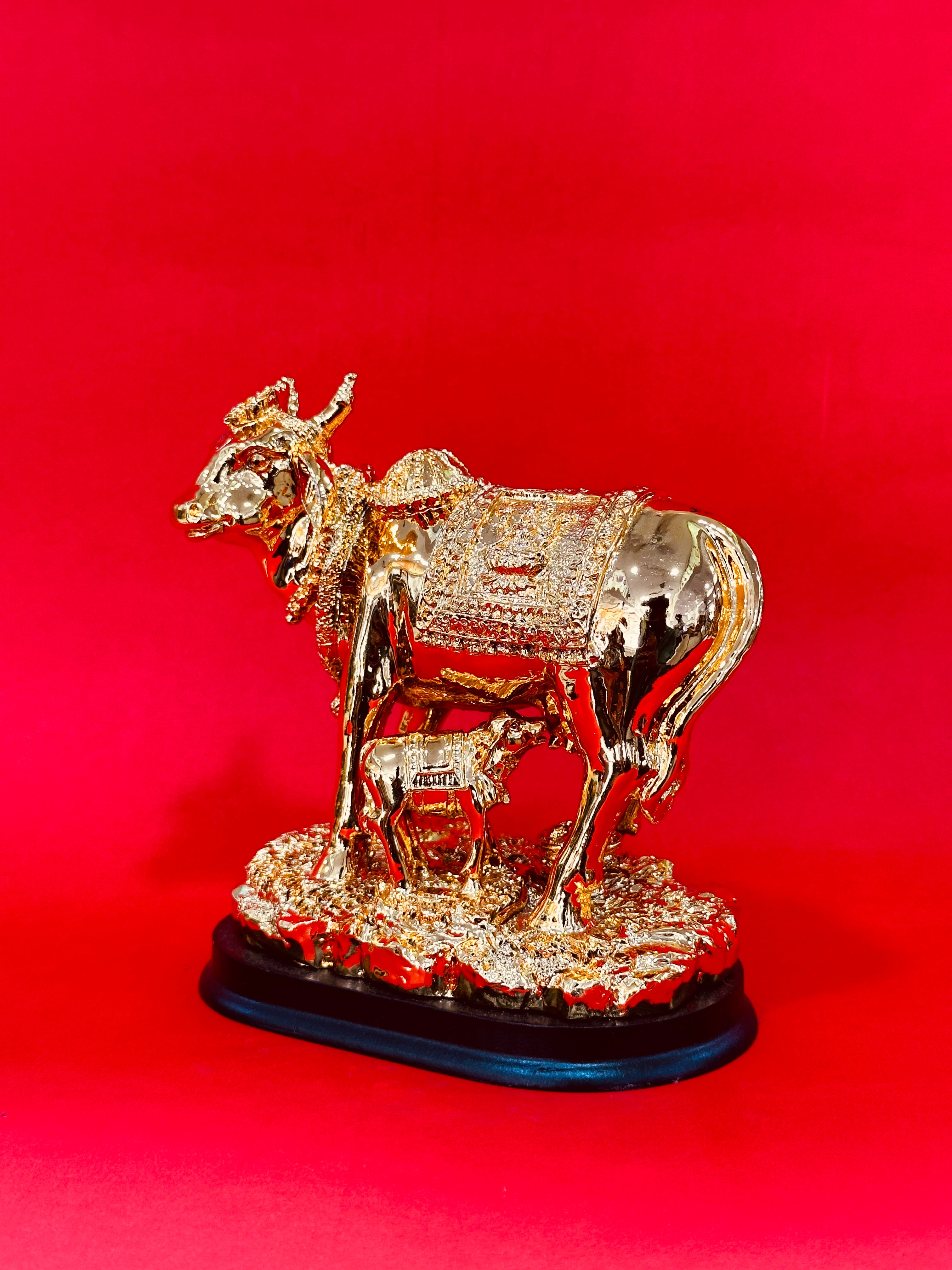 GOLD COW