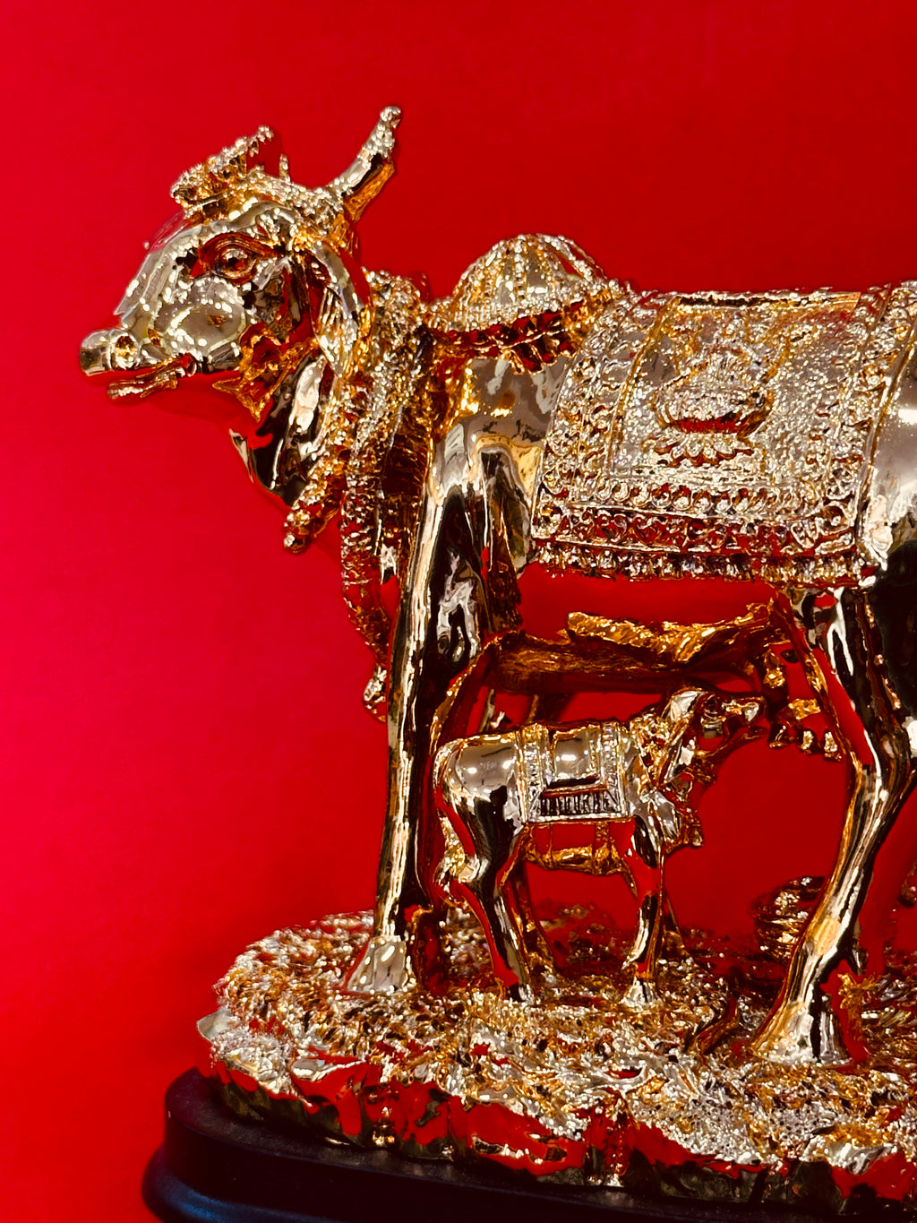 GOLD COW