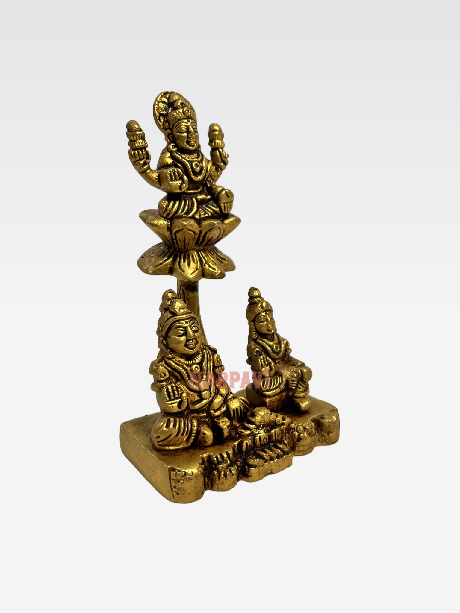 DM LAKSHMI GUBERAN B