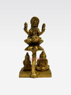 DM LAKSHMI GUBERAN B