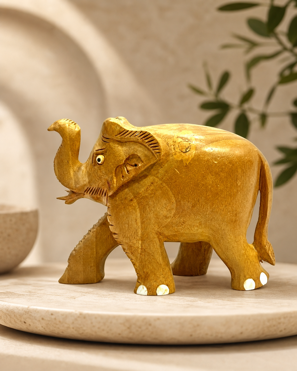 Hlf Antiqe Carbin Elephant Tup  3"