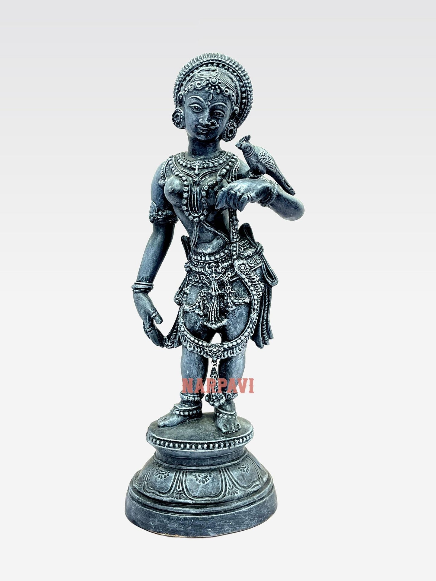 Kili Kannadi Paavai