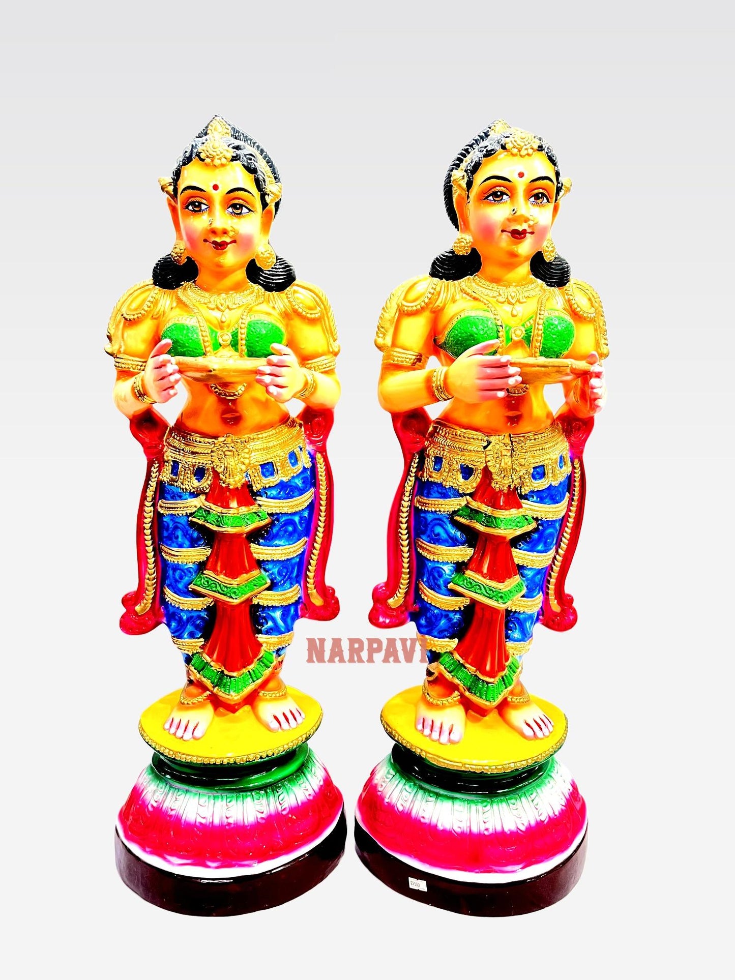 Paavai Vilakku Big