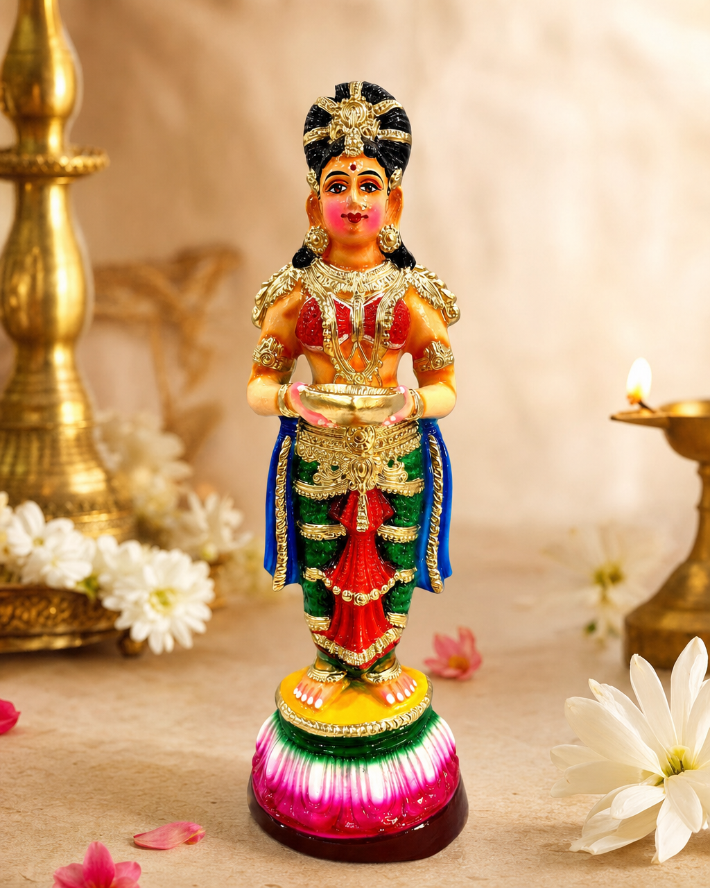 Paavai Vilakku Medium
