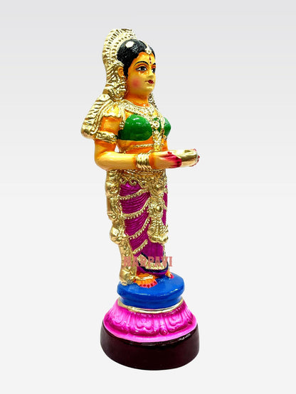 Pavai Vilaku