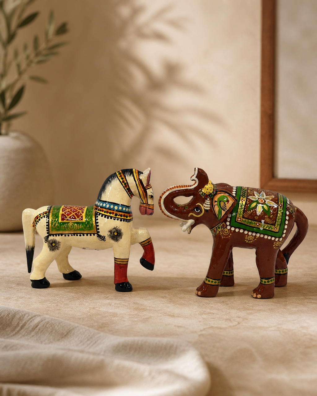 SNR ELEPHANT HORSE SET